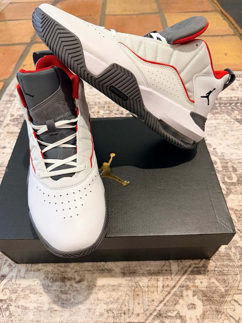 Jordan Stay Loyal White/Black-Lt Graphite Size 11